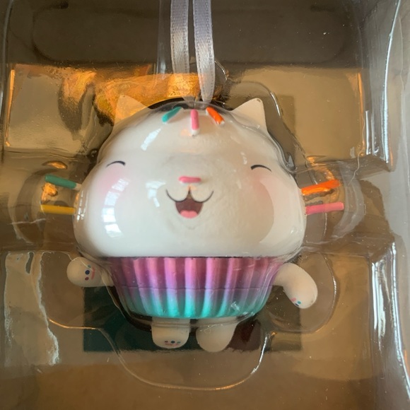 Hallmark Dreamworks Gabby's Dollhouse Cakey Cat Christmas Tree Holiday Ornament - Picture 2 of 5